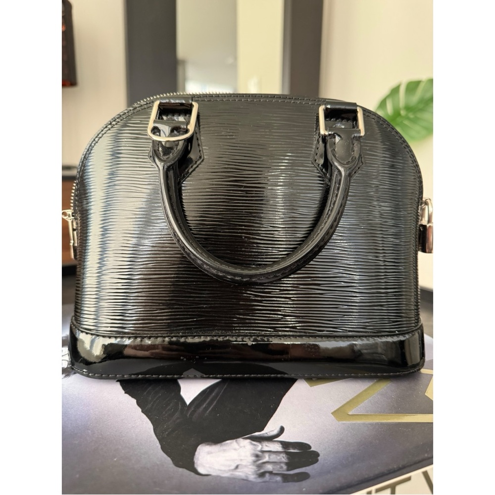 Louis Vuitton Alma BB Black Electric Epi Leather - Picture 4 of 9